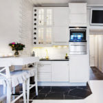 Бяла бар маса