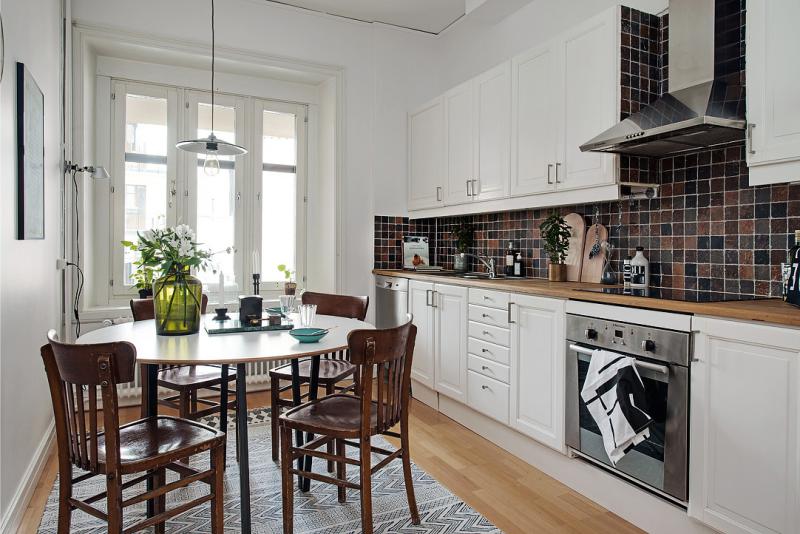 Голяма права кухня