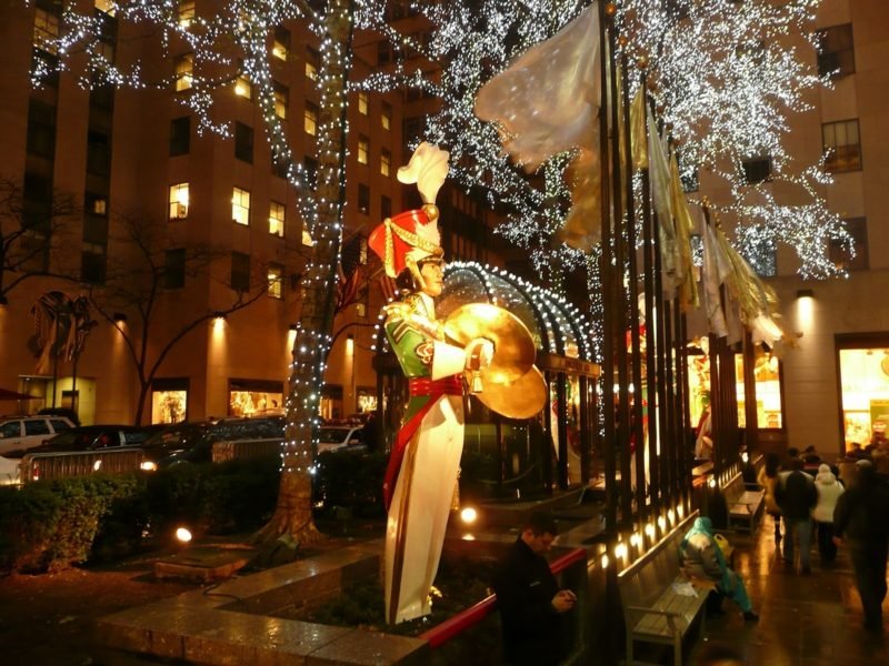 suonatore musicale dell'albero di natale