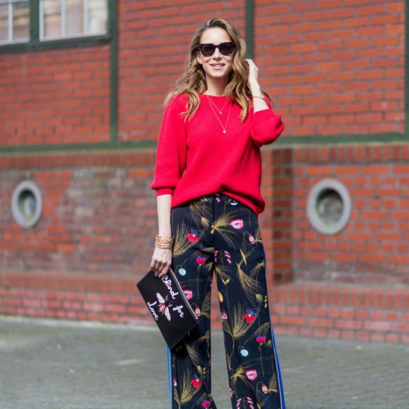 široke ženske hlače s cvjetnim printom