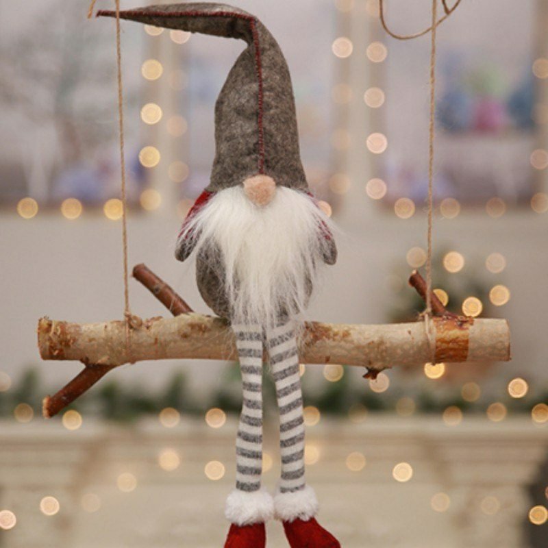 Patuljci izrađuju skandinavske ukrase grana za spuštanje slušalice Patuljci čine skandinavske grane prekrasnim božićnim ukrasima