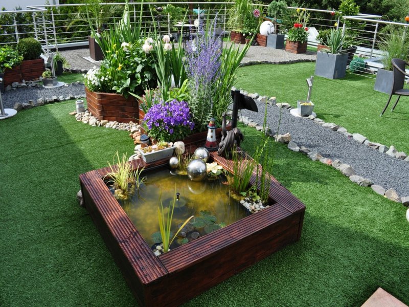 bassin de jardin carré