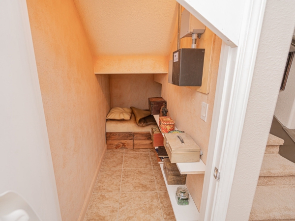 Iznajmite kuću za odmor Wizard's Way i doživite Hogwarts izbliza i osobnu sobu Harryja Pottera ispod stepenica